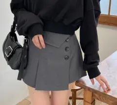 グレー ボタン付き ラップミニスカート