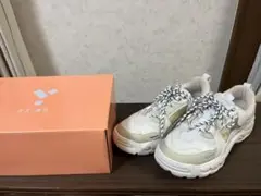 23.65 ホワイト/ベージュ スニーカー