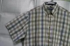 XL（US-L）　VAN HEUSEN ボタンダウン半袖シャツ 老舗ブランド