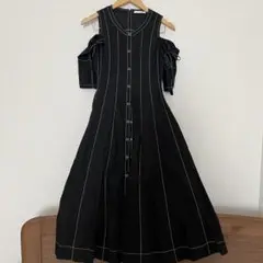 REDYAZEL オフショルダー黒配色ステッチロングワンピース（スカートパンツ）