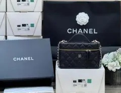 CHANEL ブラック ショルダーバッグ