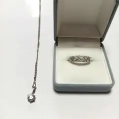 シルバー ダイヤモンド風ペンダントとリングセット