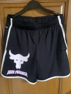 Under Armour プロジェクトロック　アイアンパラダイス ショートパンツ