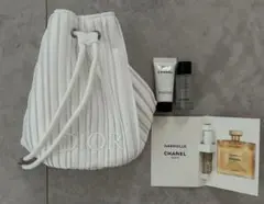 DIOR ディオール　ホワイトプリーツポーチ　巾着　シャネル　サンプル付