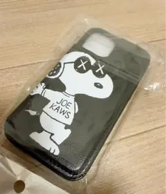 iPhone12 mini ケース　スヌーピー