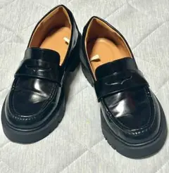 UNIQLO C コンフィールタッチローファー 厚底 エナメル 黒24.5