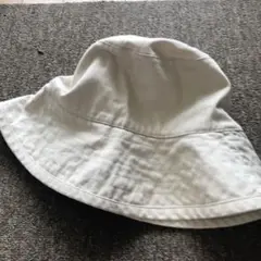 帽子　ベージュ
