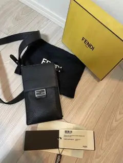 FENDI フォンポーチ ショルダーバッグ