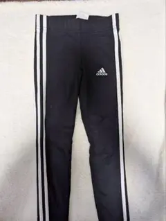 adidas ストライプ ボトムス 130cm