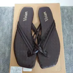 新品・未使用　トングサンダル　ダークブラウン