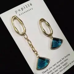 《№510》ꫛꫀꪝ ダークブルーチャーム×アシメピアス