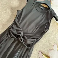 美品　サリア　ロングワンピース　ブラック&ネイビー