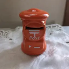 オレンジ郵便ポスト型陶器インテリア小物