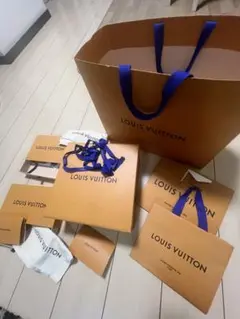 Item thumbnail for item e84e64bf-0e76-4c83-80dc-8b1694439ed3