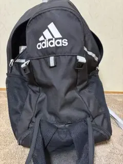 美品 adidas ジュニアサッカーリュック