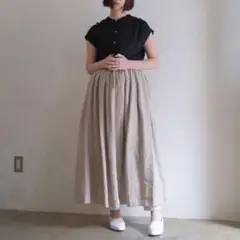 美品　SALUE ギャザースカート