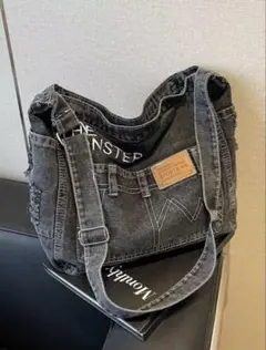 ダークグレー ショルダーバッグ