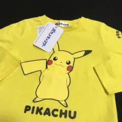 新品タグ付き 後ろも可愛い大人気ピカチュウのロンT ☆ポケモン