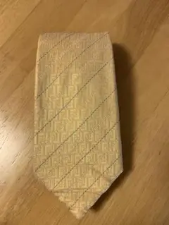 FENDIのネクタイ