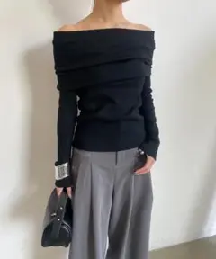 A.I.C. ワイドオフショルニットトップス　ブラック　きれいめシルエット