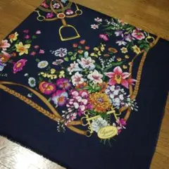 91超美品グッチ GUCCI ストール 膝掛け ブランケット 花柄
