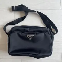 プラダ　ショルダーバッグ