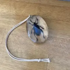 昆虫　アクリル　キーホルダー