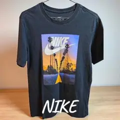 『美品』NIKE グラフィックプリント Tシャツ