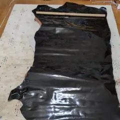 フェイクレザー　合成皮革　黒　85×150センチ