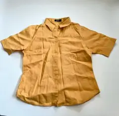 麻100%のイエロー 半袖 ボタン付きシャツ