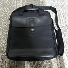 ビジネスバッグ ブラック 合成皮革 ナイロン　2way 肩掛け　手持ち