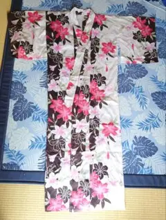 花柄 浴衣 白・黒・ピンク