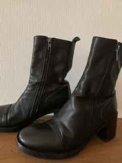 アンドゥムルメステール ショートブーツ