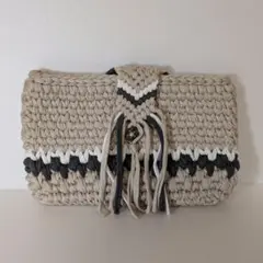 Item thumbnail for item 4926f6bb-fd92-406d-9545-6fe305efb19a