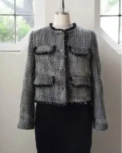 her lip to Wool-Blend Fancy Tweed Jacket