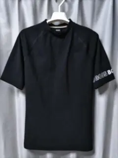 美品　ヒューゴボス　半袖　モックネック　Tシャツ