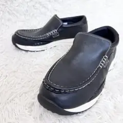 【コラボ】gravis × uniform experiment スニーカー