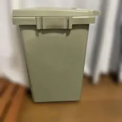 角型フタ付きごみ箱（グレー・グリーン・ホワイト）