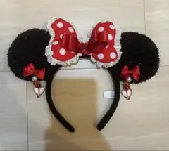 ミニー　カチューシャ　イヤリング　ディズニー　赤