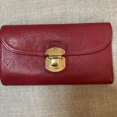 お値下げ‼︎ ルイヴィトン マヒナ 長財布