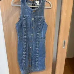 Item thumbnail for item 561d4c66-fdb4-4076-bac0-7917b5730854