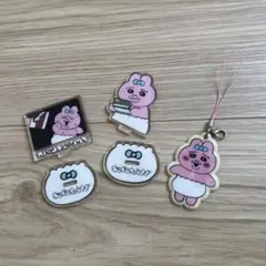おぱんちゅうさぎ　ストラップ　アクリルスタンド