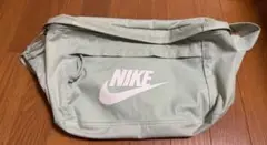 Nike ボディバッグ ミントグリーン