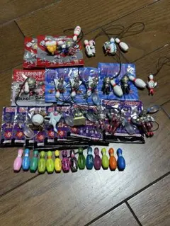 ウルトラマン ストラップ ラウンドワン 景品 被りあり ハローキティ ピン