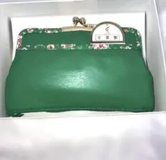 Item thumbnail for item 32b71bc4-c298-41b7-8ddc-bdbe3a3313af