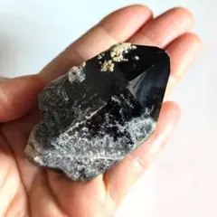 モリオン　原石　黒水晶　お守り　魔除け　ブラック　天然石　ポイント　コレクション