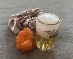 シュシュ（ビールと唐揚げ）