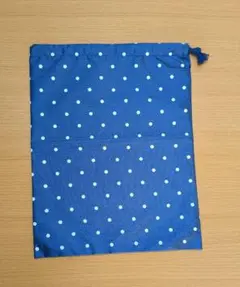 巾着袋 撥水 紺色ドット