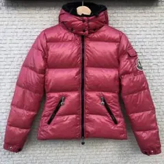 美品 MONCLER ダウンジャケット ピンク フード付き