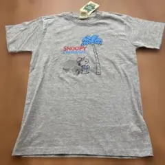 【新品タグ付き　PEANUTS スヌーピータウン　 Tシャツ グレー 半袖　M